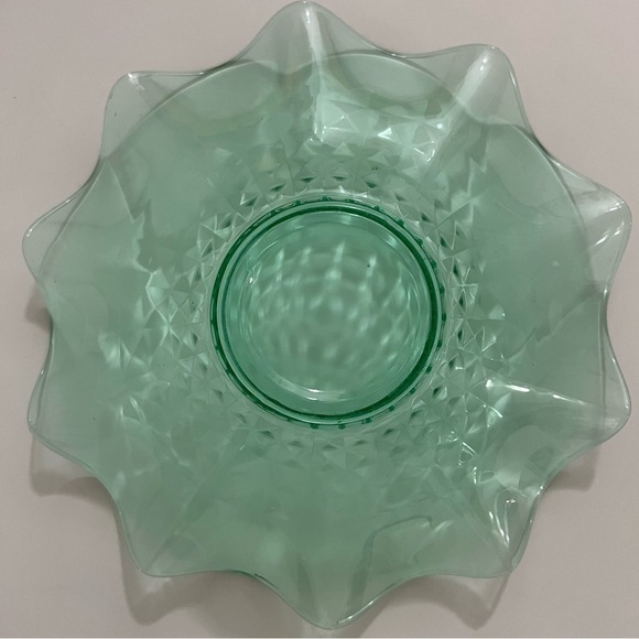 VTG Depression Uranium Vaseline Glass Fluted Ruffled Rim Centerpiece 13"x13"x4" - Picture 4 of 10